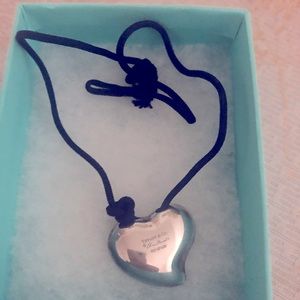 Authentic Tiffany Heart pendant  necklace New!